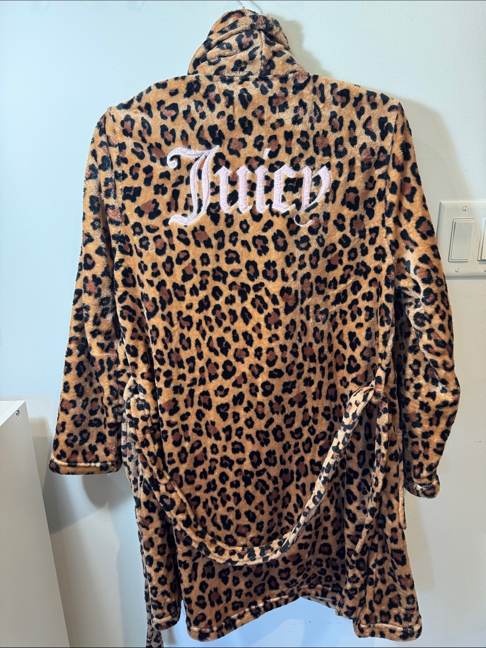 Juicy Couture Leopard-Print Plush Hooded Robe with Script Logo
